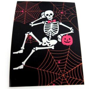 NWT Skeleton Pumpkin Spider Wed Faux Fur Oversized Throw Blanket Novogratz Black